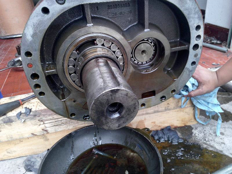 螺桿空壓機(jī)主機(jī)大修